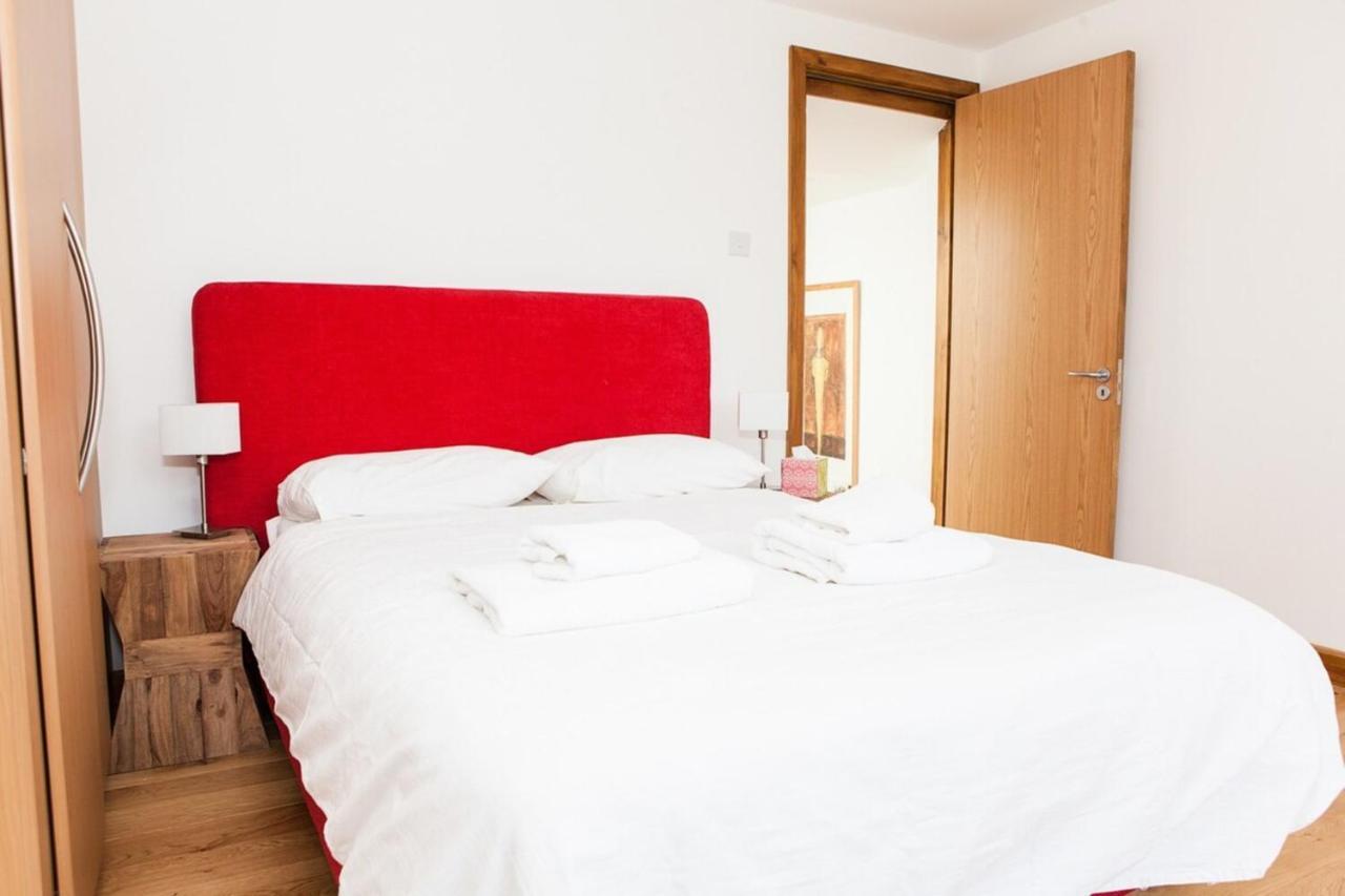 Spectacular Central 4-Bedroom Close To London Eye Kültér fotó