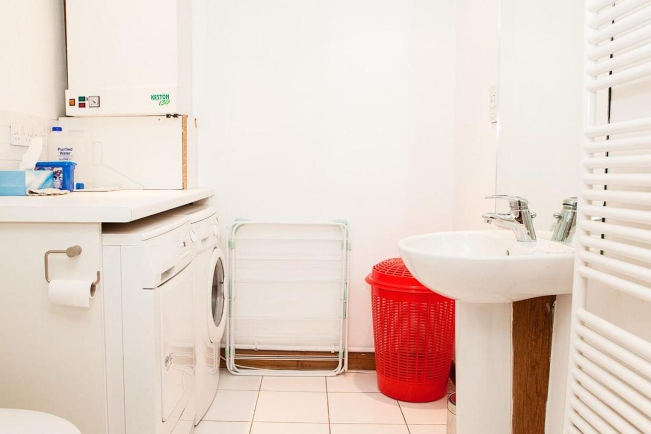 Spectacular Central 4-Bedroom Close To London Eye Kültér fotó