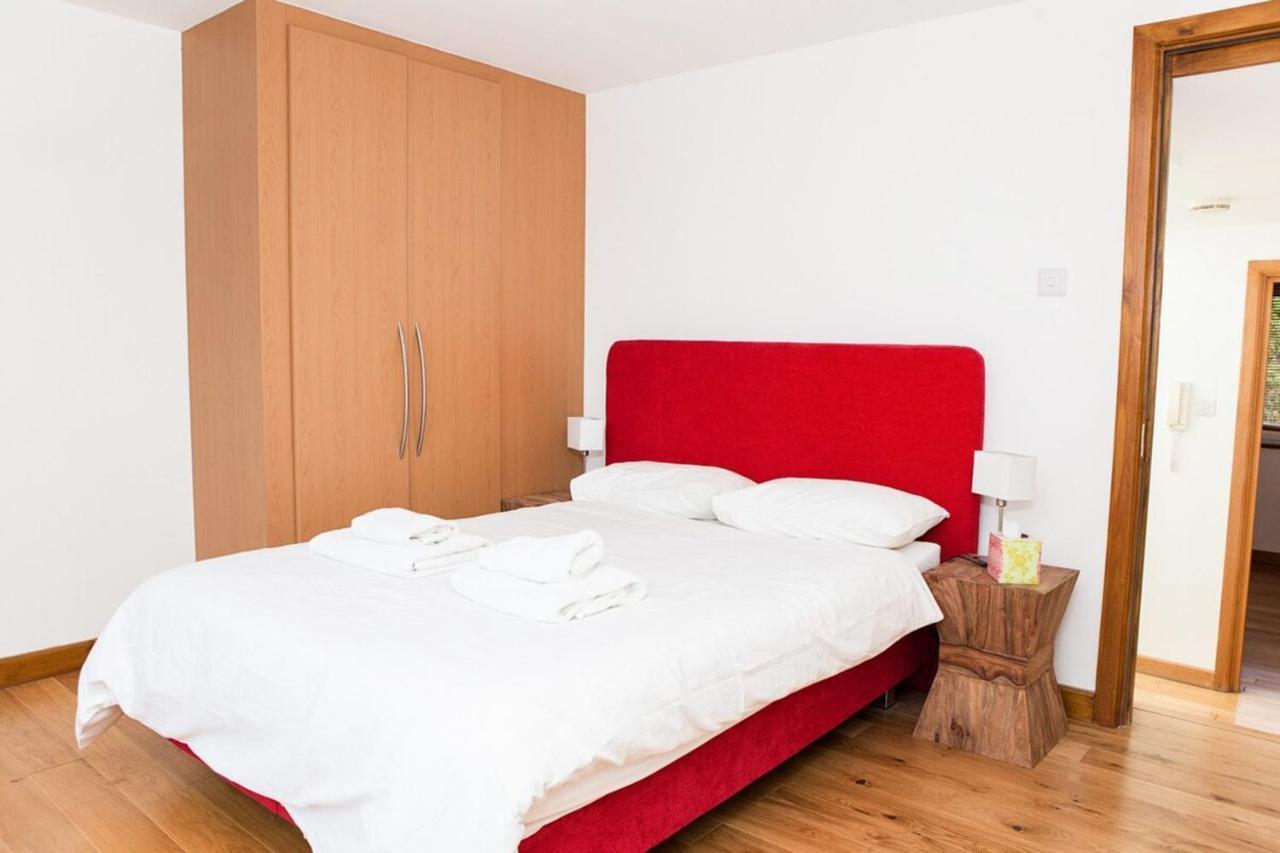 Spectacular Central 4-Bedroom Close To London Eye Kültér fotó
